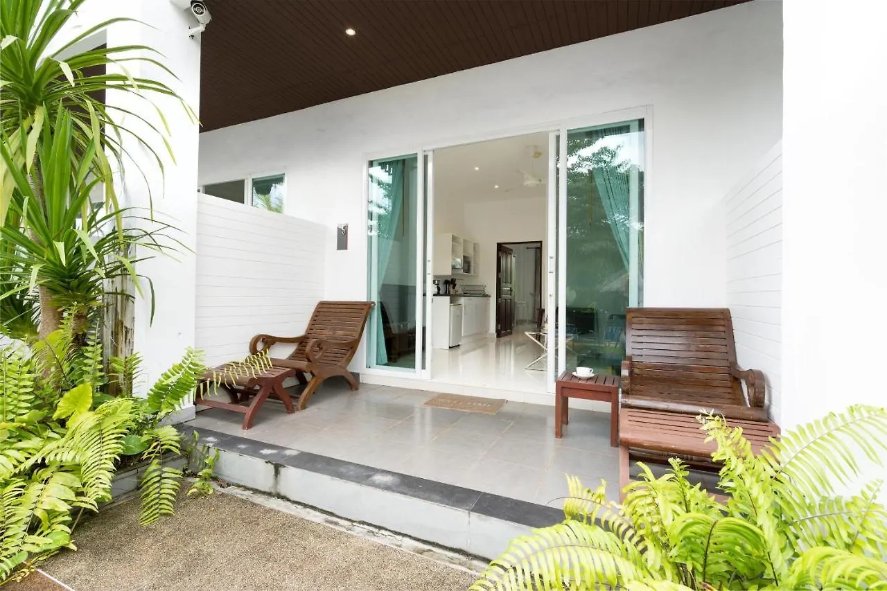 1Br Poolside Apartment, Long Beach, Lanta Sport Resort 105 Ko Lanta Tayland